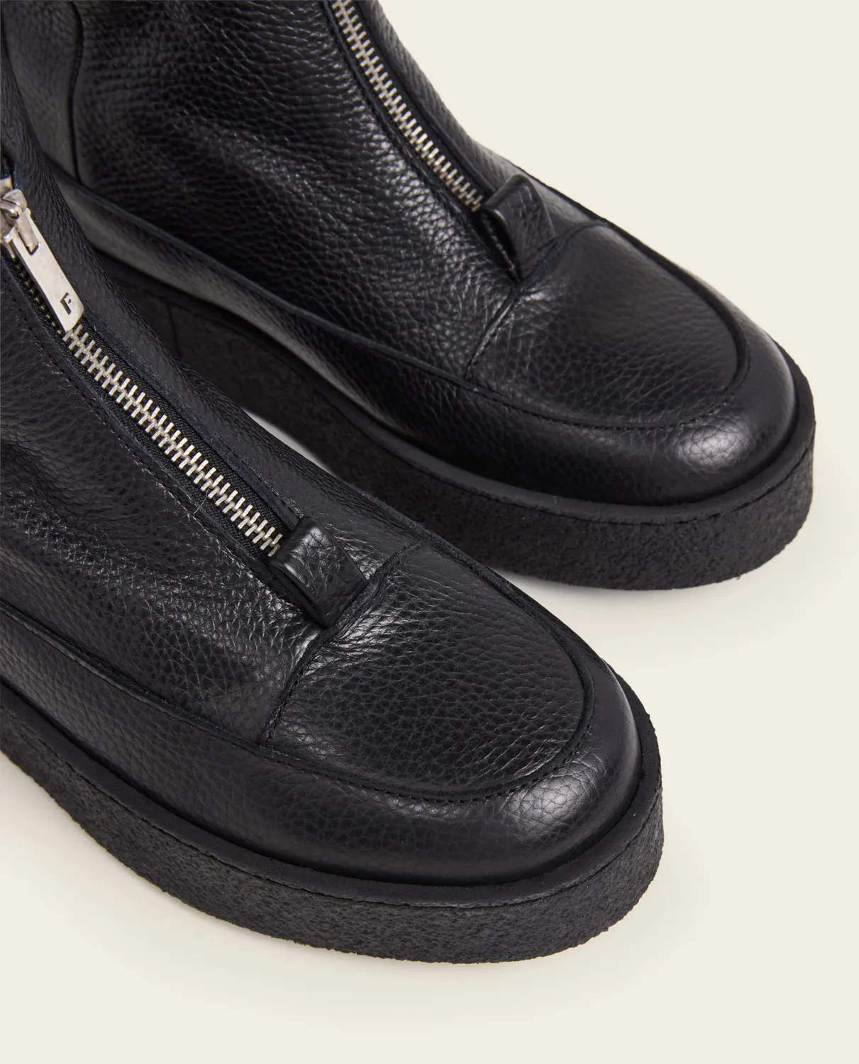Flattered Amelia Black platte laarzen wol