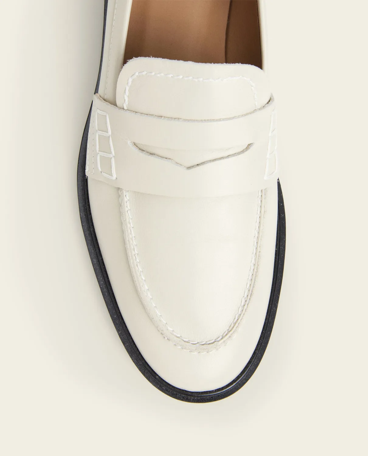 Flattered Sara Leather Creme loafers crème leer