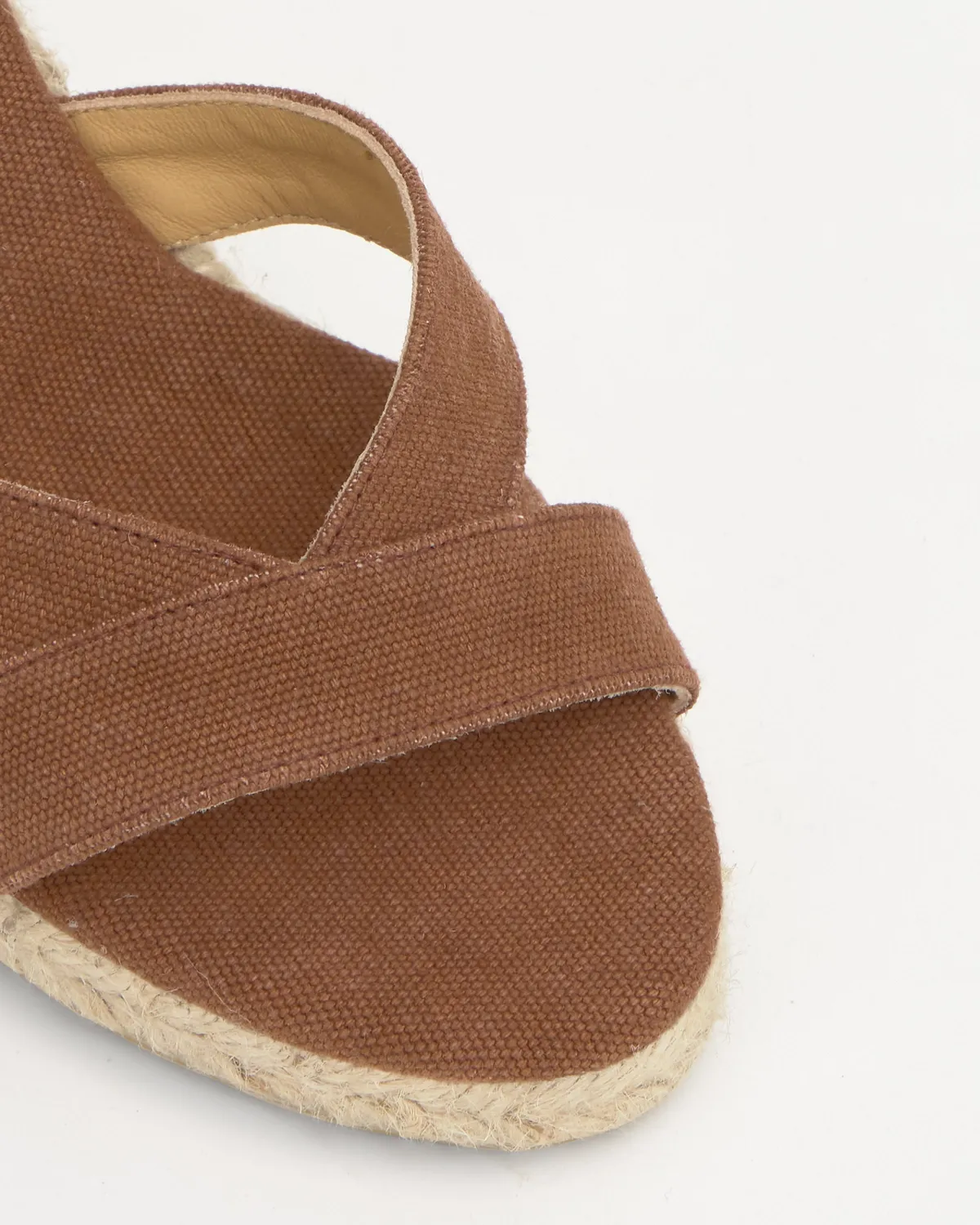 Castaner Bailey 8 002 sleehaksandaal pecan canvas