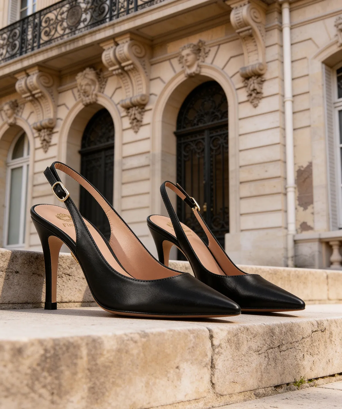 Finsbury Kelly pumps zwart leer 8 cm hak